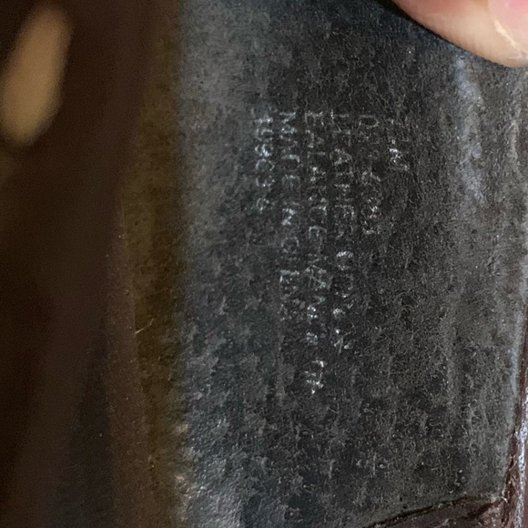 Heels - Picture 3 of 4